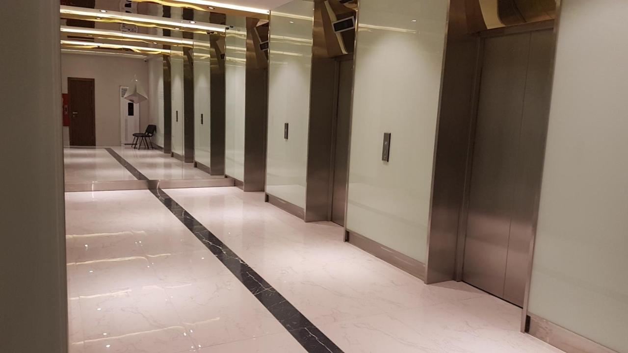 Hotel Orbi City Batumi Bagian luar foto